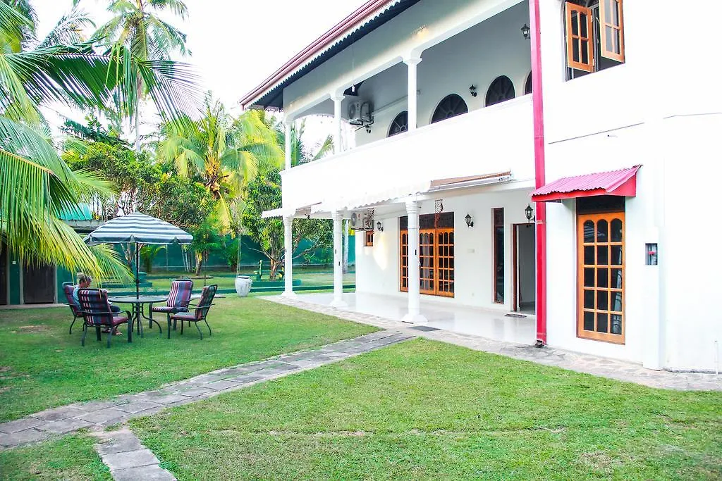 Negombo Village Guesthouse 2*,  Sri Lanka