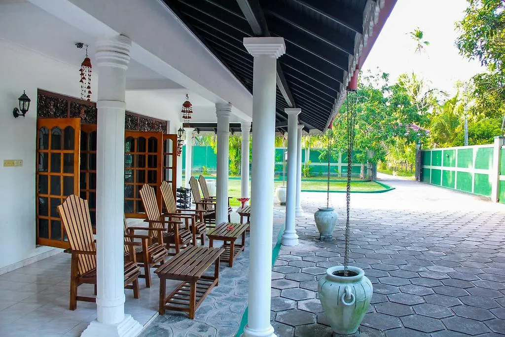 Negombo Village Guesthouse